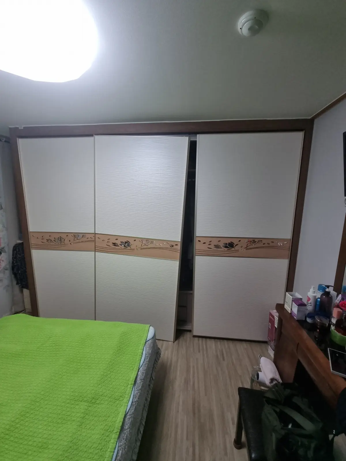 롤러 교체 및 레일 청소